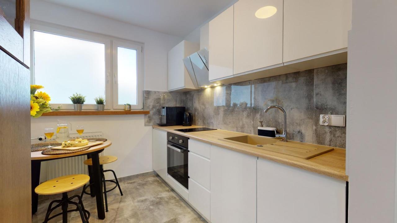 Apartamento Apartament Kuznicza Breslavia Exterior foto